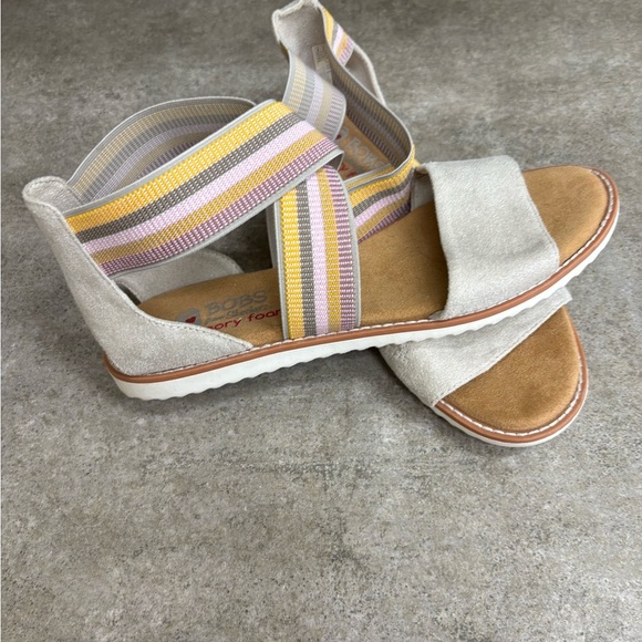 Bob's from Sketchers Women's Sandals - 8W - Picture 1 of 4